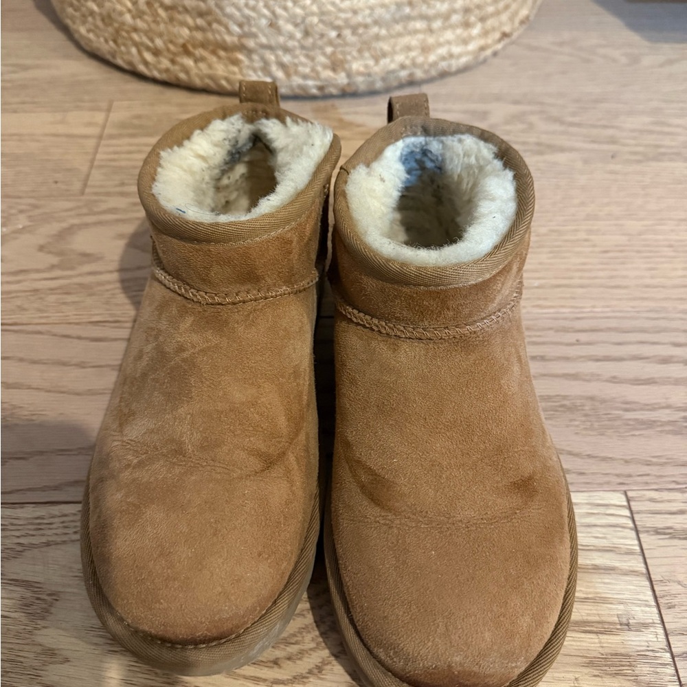 UGG ultra mini chestnut - 6US